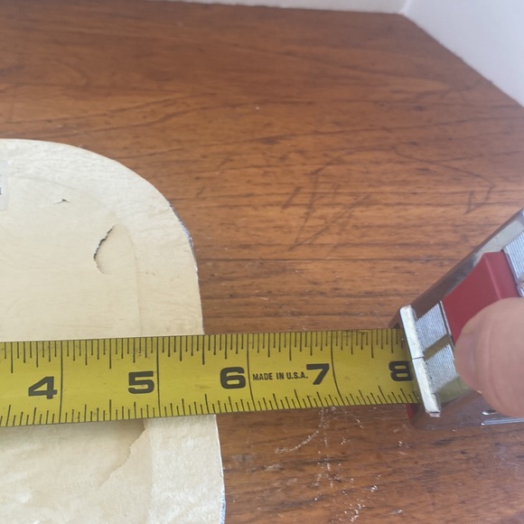 Vintage made in Italy oval antique finish wooden decorative 7” x 5 1/2” mirror - Picture 9 of 10